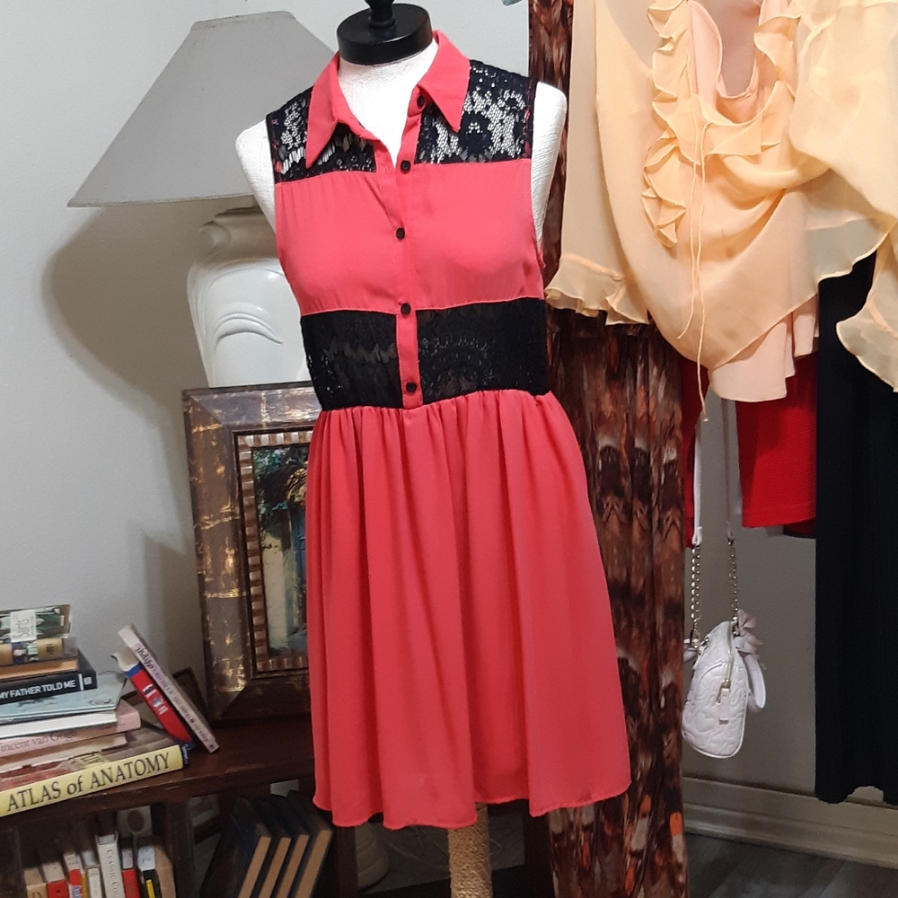 Womans dress sz Med AUDREY Sleeveless Vest Style Pink Rose black lace lined